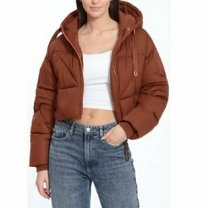 Avec Les Filles Women's Water Resistant Cropped Puffer Bomber Coat with Hood